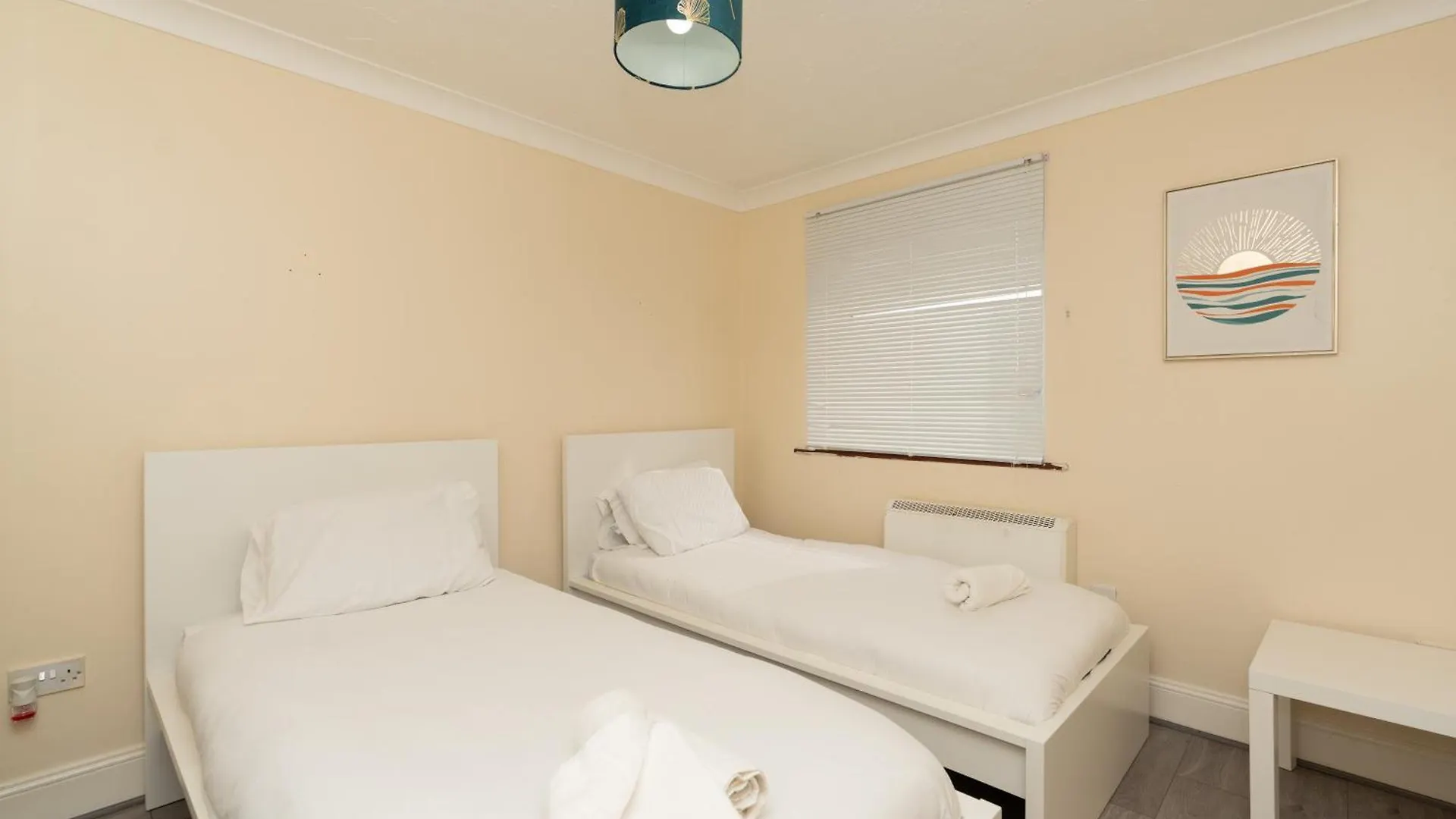 Centrally Located Cozy Apartment In Southampton